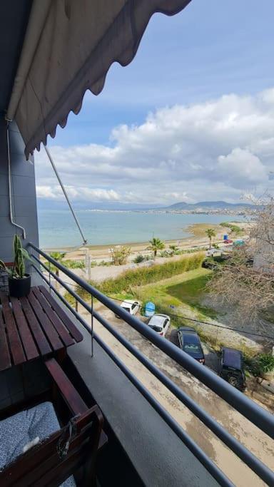 Seaside Apartment - Charlie'S House Chalkís Zewnętrze zdjęcie