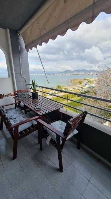 Seaside Apartment - Charlie'S House Chalkís Zewnętrze zdjęcie